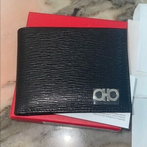 Ferragamo Black calf Leather Wallet